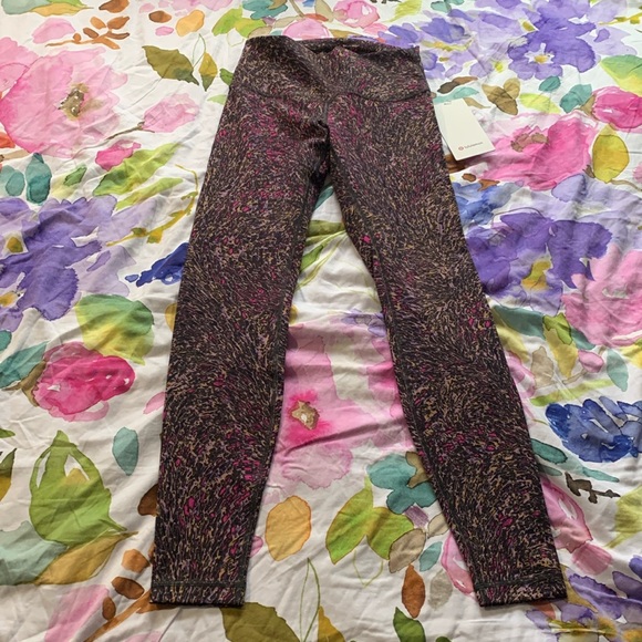 Lululemon Wunder Train High-Rise Tight 28" NWT - Picture 3 of 6